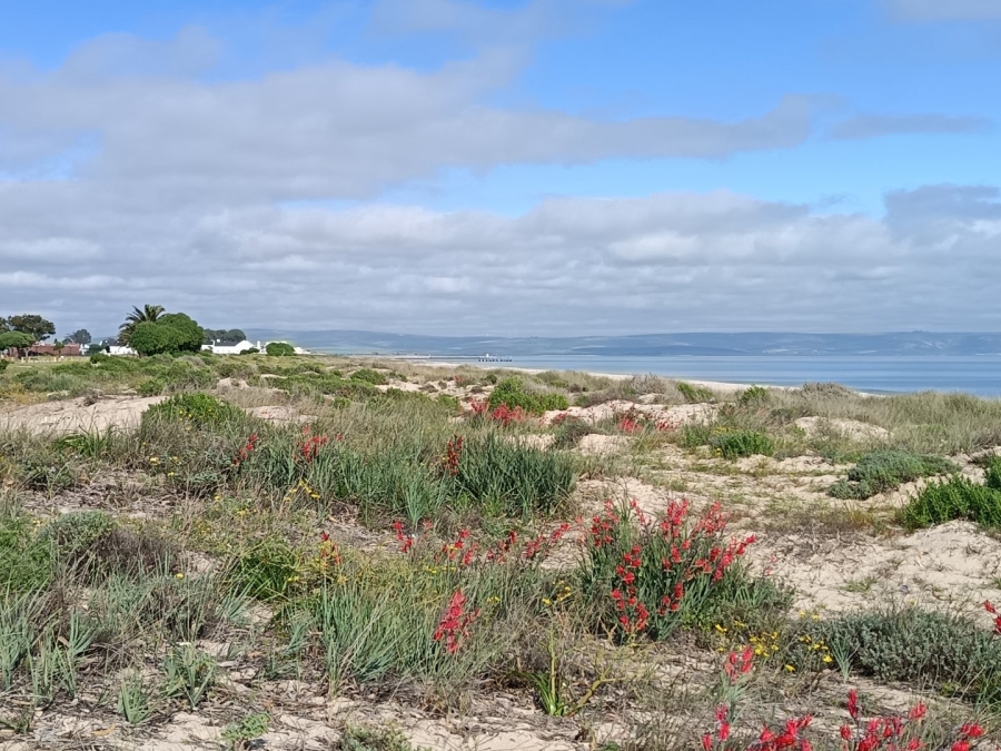  Bedroom Property for Sale in Laaiplek Western Cape